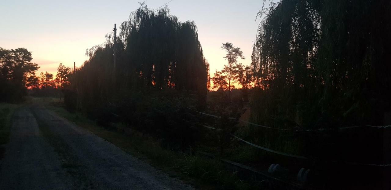 Az.Agr.Cascina Moretta Momo Buitenkant foto